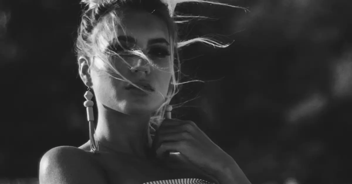 how to tap into your feminine energy