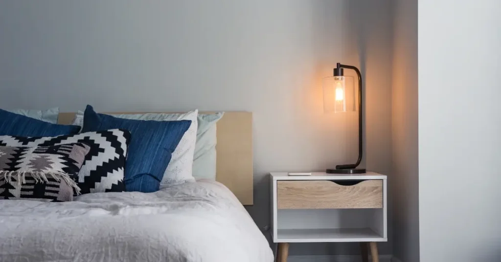 Masculine Bedding Sets: Upgrade Your Bedroom with These 4 Stylish Picks 5 masculine guest room bedding sets
