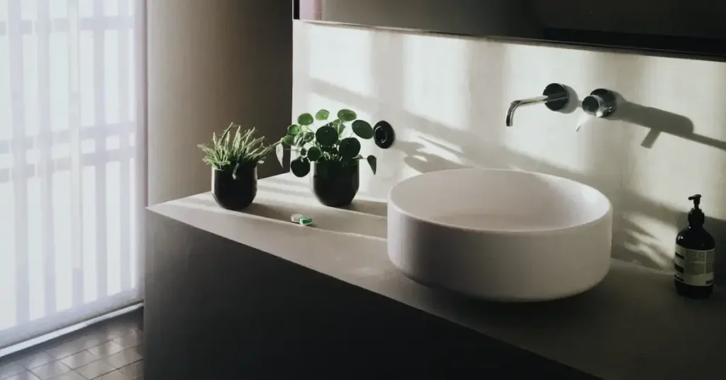 Masculine Bathroom Ideas: 10 Sophisticated Designs for the Modern Man 24 minimalistic bathroom