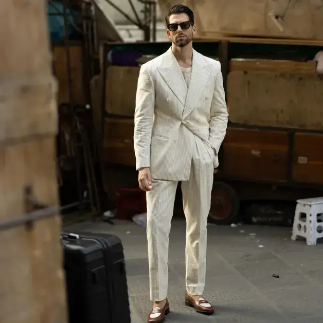 Old Money Men's Fashion 2024: 30 Outfit Ideas You'll LOVE 6 seersucker suit